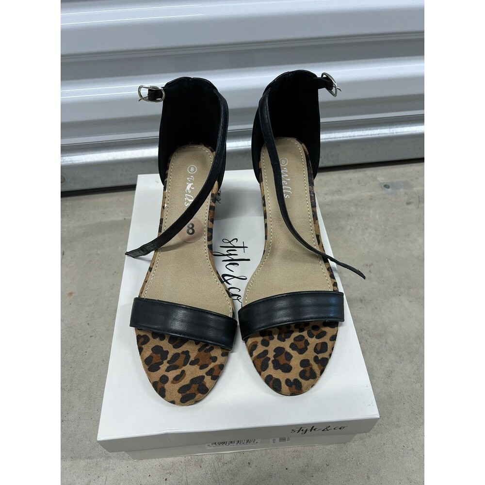 Wells Leopard black Open Toe Ankle Strap Heels Sz 8 USA